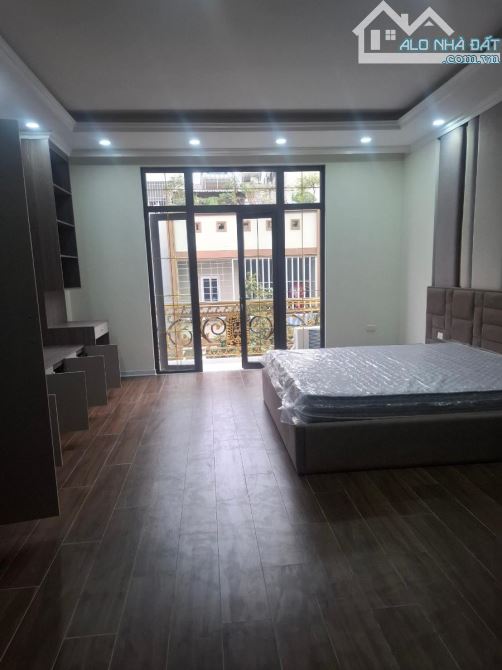 SIÊU PHẨM PHỐ VĂN PHÚ - NGÕ TO NHƯ PHỐ - PHÂN LÔ VỈA HÈ - OTO TRÁNH - 7 TẦNG - THANG MÁY - 2