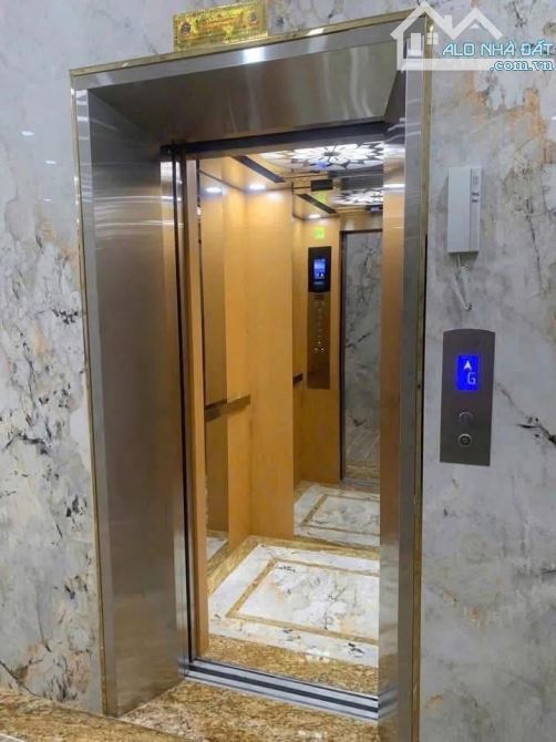 Bán khách sạn 6 lầu khu tđc Trần Quang Khải gần SVĐ Cần Thơ dt 8.4x14.5 hoàn công sổ hồng - 2