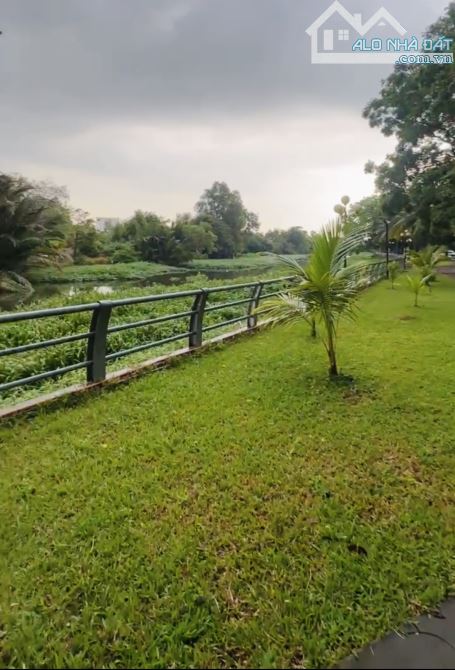 Biệt thự đơn lập View mặt sông KDC Jamona Home Resort, Quốc Lộ 13, HBP. DT 438m2 - 3