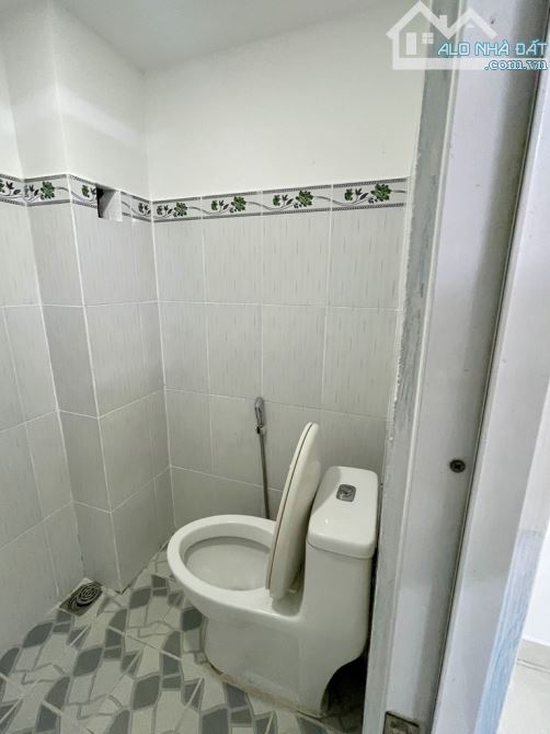 Bán nhà đường 3B Bình Hưng Hoà A Bình Tân. DT: 21m2 - 2 tầng-(4x5.5). Giá: chỉ 2.55tỷ TL - 3