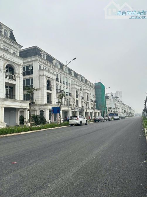 BÁN SHOPHOUSE LÔ GÓC - MẶT ĐƯỜNG 21,5M KINH DOANH ĐỈNH CAO - GẦN TRỤC ĐƯỜNG LÊ QUANG ĐẠO - 3
