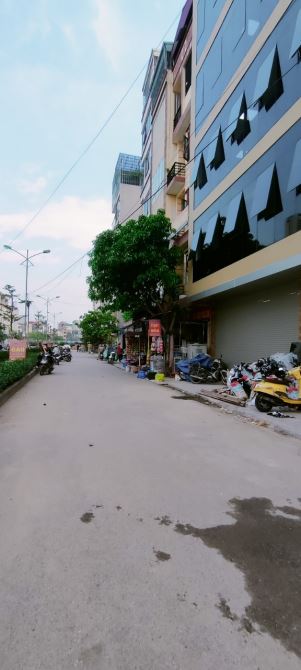 Cho thuê tòa nhà văn phòng tại Dương Nội Hà Đông, DT 165m x 6,5T thông sàn, thang máy - 3