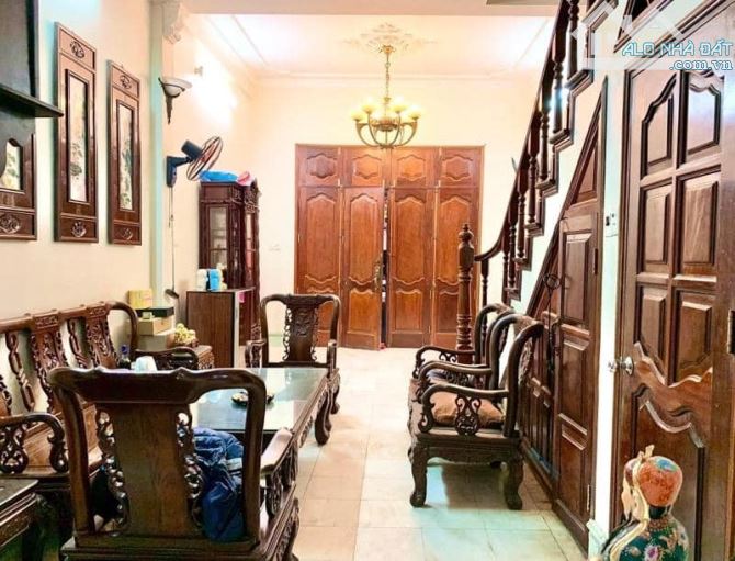 TT ĐỐNG ĐA, PHẠM NGỌC THẠCH, VỈA HÈ, KD, 2 MẶT NGÕ, NGÕ TO NHƯ PHỐ OTO TRÁNH, DỪNG, ĐỖ. - 3