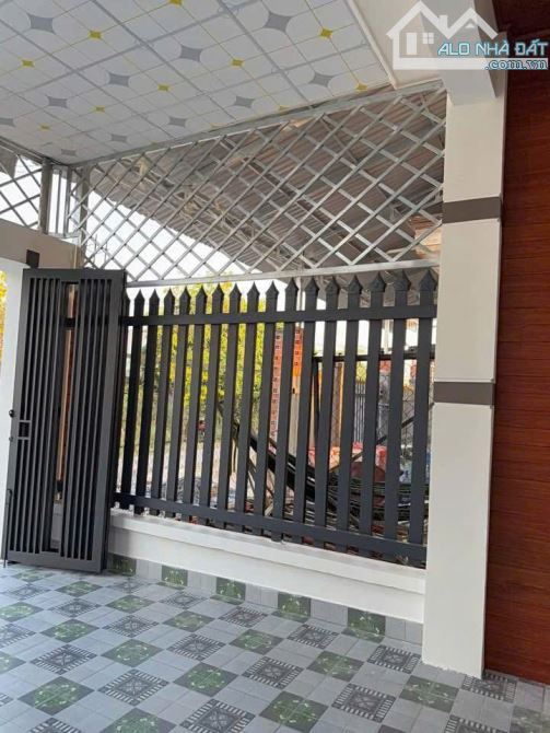 bán nhà vị trí đẹp gầ chợ long hải nằm trên 2 trục đường lớn - 3