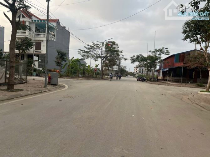 Đất TĐC khu A Bắc Sông Cấm, chỉ 3,x tỷ (x con kiến giá đầu tư  cực đẹp - 3
