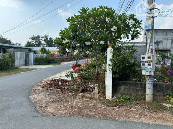 Bán nhanh Lô đất mặt tiền đường Hải Thượng Lãn Ông, trung tâm thị trấn Tân Châu, Tây Ninh - 3