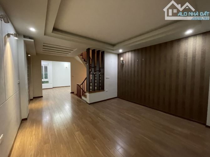 Bán nhà chính chủ phố Định Công,60m2,4T,mt4m,gần phố, ở sướng. - 3