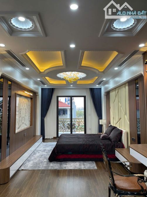 TUYỆT PHẨM NGUYỄN SƠN LONG BIÊN 52M - MẶT TIỀN 5M, GARA Ô TÔ, FULL NT - HƠN 15 TỶ. - 3