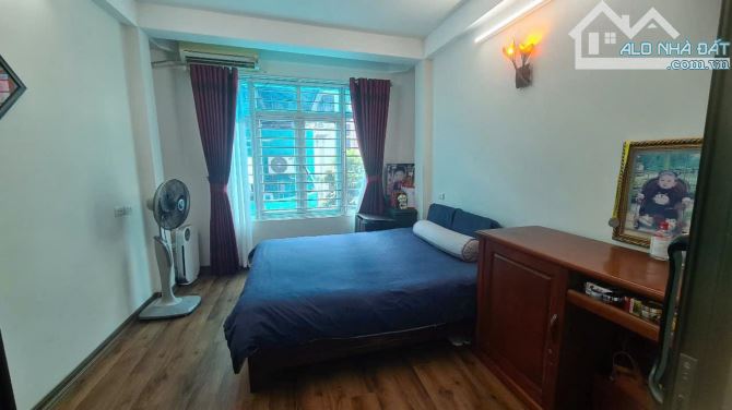 Bán nhà 6 tầng Hào Nam, chỉ 5,2 tỷ - 3