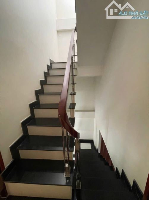 Bán nhà 2 lầu đường ô tô sổ riêng thổ cư ngay chợ Biên Hoà giá chỉ hơn 3tỷ - 3