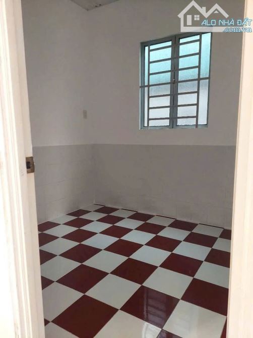 Bán nhanh căn nhà Ngay sát bên bệnh viện huyện Hóc Môn. 1 sẹc đường Bà Triệu, 850 triệu - 3