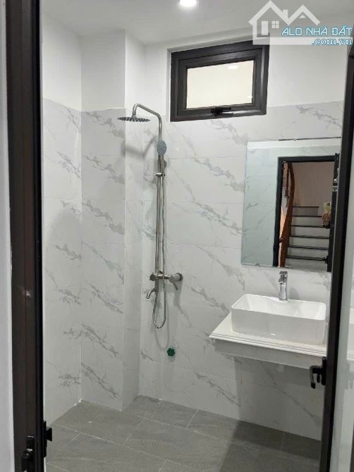 NHÀ ĐẸP – GIÁ TỐT – SỔ RIÊNG – Ở NGAY – Ô TÔ ĐỖ CỬA , Thượng Cát, Bắc Từ Liêm 39m x 5tầng - 3