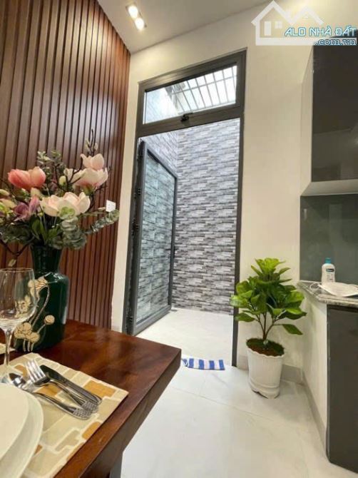 BÁN NHÀ 4 TẦNG HẺM 12M LÊ ĐỨC THỌ PHƯỜNG 15 GÒ VẤP. DT 80 M GIÁ 11.5 TỶ - 3