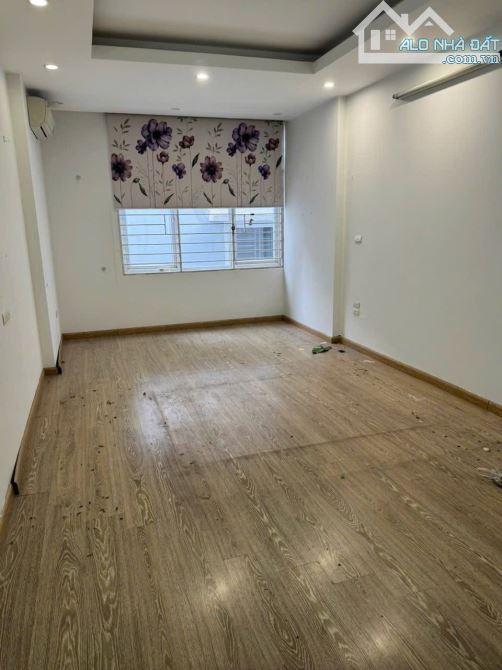 Bán nhà phân lô phố Cầu Giấy - Ô Tô - Dòng Tiền - 60m2 18 Tỷ - 3