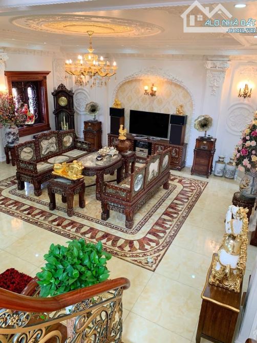 BÁN NHÀ RIÊNG PHỐ XÃ ĐÀN - LÔ GÓC - 4 Ô TRÁNH - VỈA HÈ - KINH DOANH - 200M2 CHỈ 57 TỶ - 3