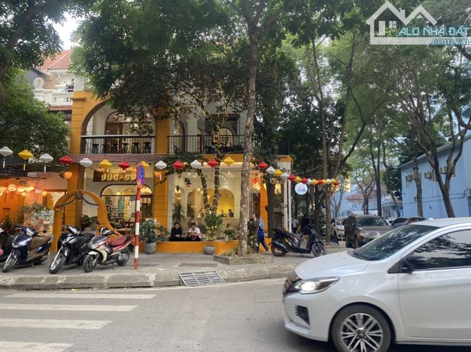 Siêu phẩm biệt thự- mặt phố- KD- đẳng cấp- Khu Lão Thành Cách Mạng- 200m2- MT: 26m- 98 tỷ - 3