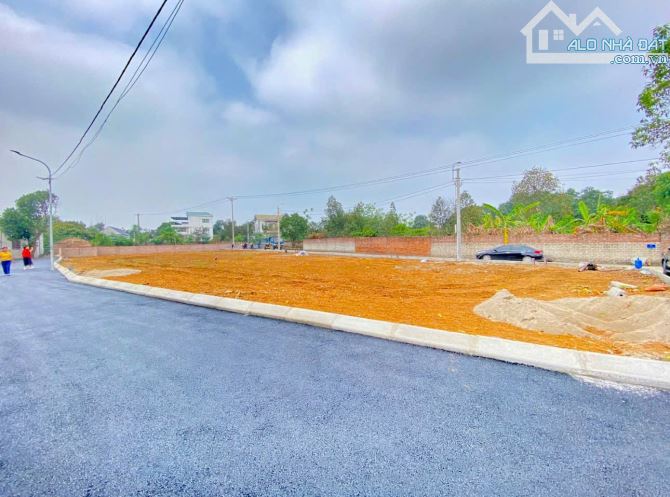 Bán lô đất đẹp100m2 Full thổ cư, giá đầu tư F0 mới ra sổ đỏ tại Cổ Đông, Thị Xã Sơn Tây - 1