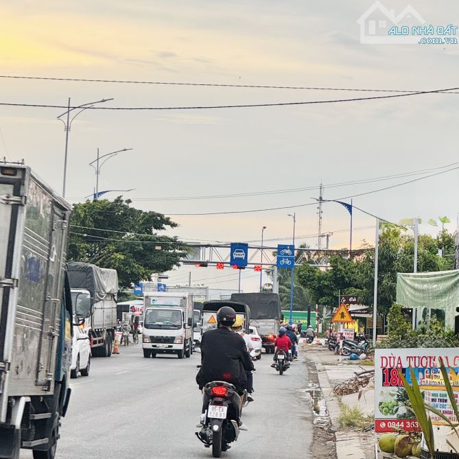 CHO THUÊ ĐẤT DIỆN TÍCH LỚN 4.500M2 MẶT TIỀN QL 91B GẦN CẦU RẠCH SÚC NGÃ TƯ LỚN LỘ 40M - 3