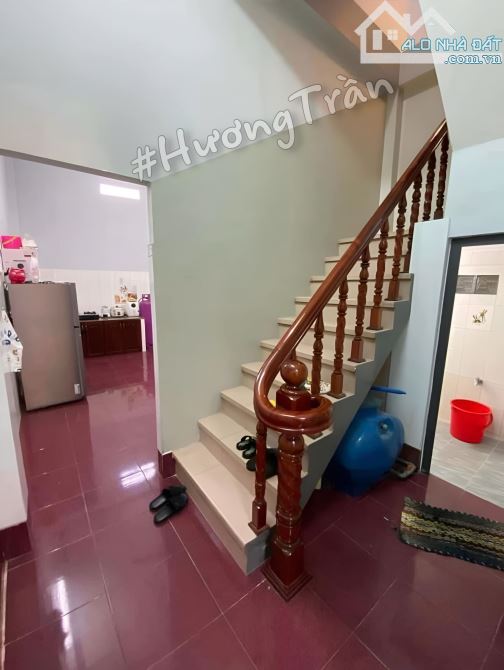 BÁN NHÀ 2 TẦNG MẶT TIỀN ĐƯỜNG TRẦN NGỌC QUẾ - cách 30/4 chỉ 4 căn - 3