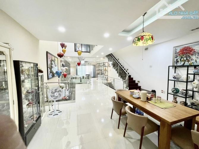 BIỆT THỰ MINI CAO CẤP 147M2 NGANG 6M ,  ĐƯỜNG LÊ VĂN LƯƠNG, GẦN ĐH TÔN ĐỨC THẮNG - 3