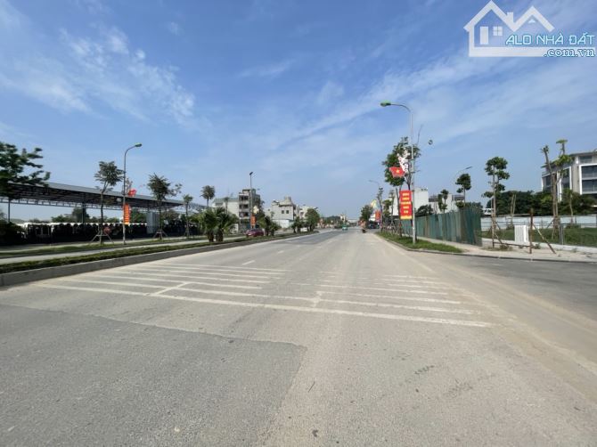 💥 SIÊU PHẨM LÔ GÓC – Ô TÔ TRÁNH – NGUYÊN KHÊ ĐÔNG ANH – GIÁ CHỈ 3.68 TỶ 💥 - 4