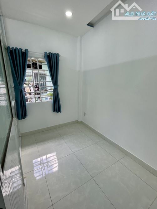 Bán nhà đường 3B Bình Hưng Hoà A Bình Tân. DT: 21m2 - 2 tầng-(4x5.5). Giá: chỉ 2.55tỷ TL - 4