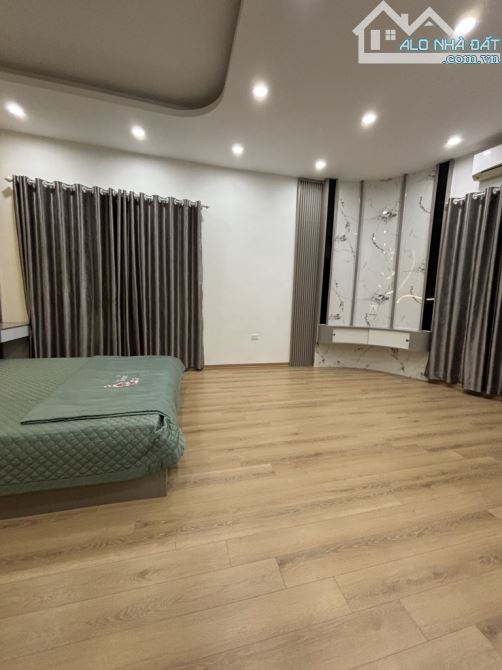 BÁN NHÀ NGÕ HOÀ BÌNH 7,MINH KHAI,5 TẦNG,MT 4,7M.GIÁ 8,5TỶ. - 4