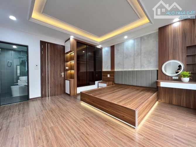 ⭐ Chỉ 70m ra mặt phố Khương Đình, 6 tầng thang máy. Xem ngay - 4