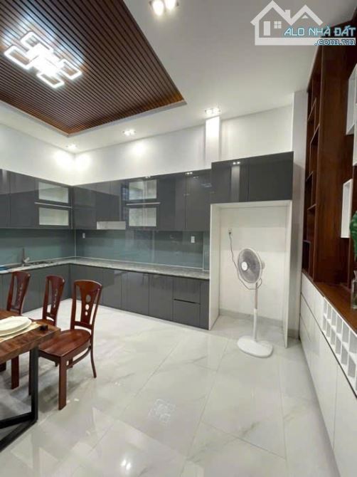 BÁN NHÀ 4 TẦNG HẺM 12M LÊ ĐỨC THỌ PHƯỜNG 15 GÒ VẤP. DT 80 M GIÁ 11.5 TỶ - 4