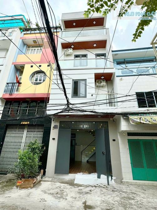Bán căn hộ dịch vụ cao cấp đường Lạc Long Quân, P3, Q11 - 4