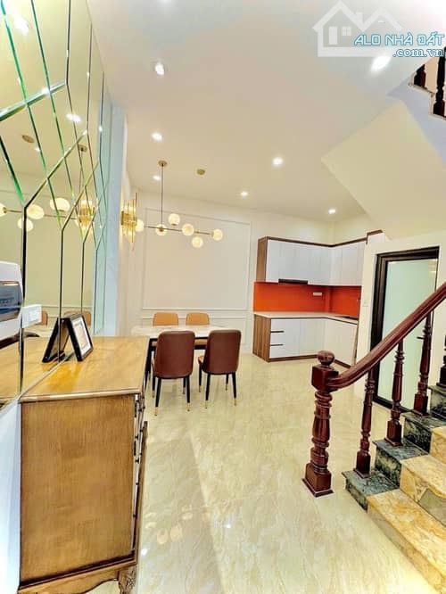 TRƯƠNG ĐỊNH NHÀ ĐẸP HAI THOÁNG, MẶT TIỀN RỘNG - 4