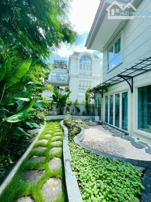 Biệt thự góc 2 mặt tiền– siêu phẩm trong lòng Thảo Điền,Q2 (17x23m) -3 tầng- 98tỷ về 90 tỷ - 4