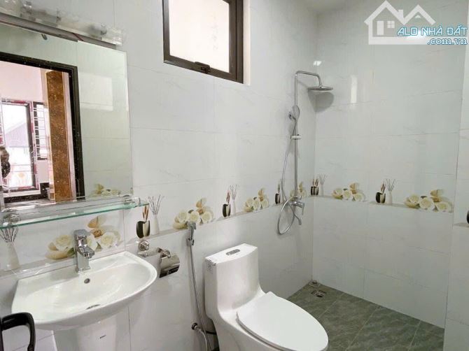 8.75 tỷ nhà Pháo Đài Láng Đống Đa mới tinh 60m ra ô tô 6 tầng thang máy 36m2, ở + cho thuê - 4