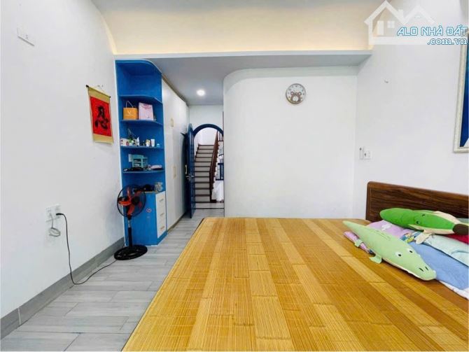 Bán nhà đẹp 3 tầng kiệt oto Nguyễn Hữu Thọ. Dt 60m2 sát Duy Tân, Nguyễn Văn Linh vô ở toot - 4