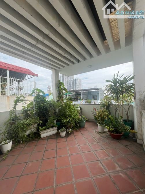 MẶT TIỀN ĐƯỜNG SỐ 57- KHU BÌNH PHÚ -DT: 4X16M - 4 TẦNG -9 TỶ 7 - 4