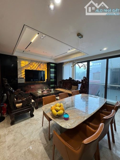 Bán nhà ngọc lâm 48/50m2 dân xây , 6 tầng tháng máy , gara ô tô - 3