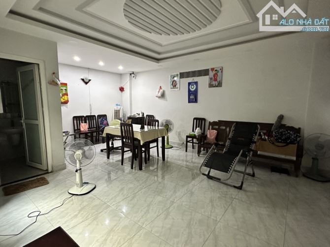Bán căn hộ dịch vụ dòng tiền 4,5% tân quy, quận 7 giá 39,x tỷ - 4