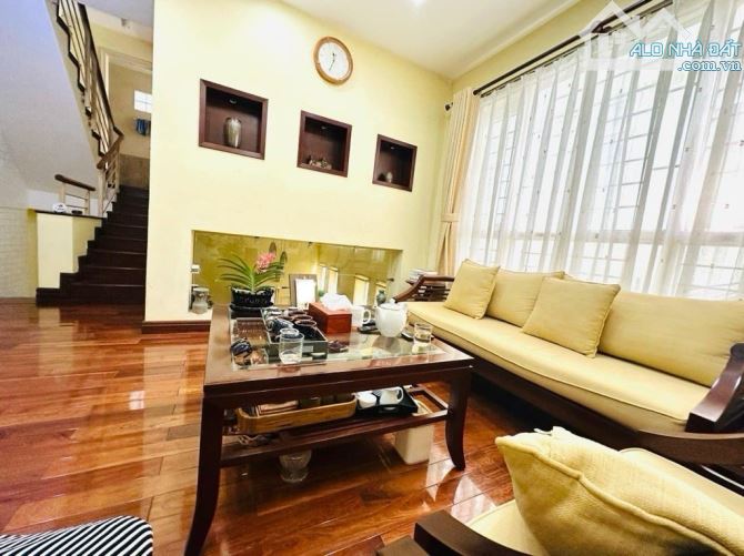 Bán nhà ĐỘI CẤN - BA ĐÌNH S38/40M2 x 4TẦNG Mặt Tiền 4.8m, Nhỉnh 8Tỷ - 4