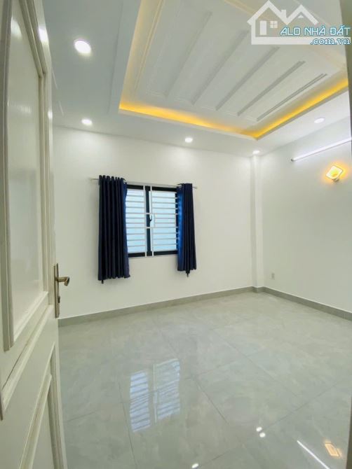 BÁN NHÀ 4 TẦNG - PHÂN LÔ BÀN CỜ CAO TẦNG SÀI GÒN MỚITHÔNG ĐÀO TÔNG NGUYÊN Giá - 4