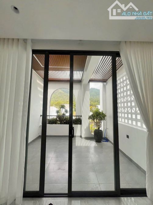 Nhà 3 tầng đường 13m xã Vĩnh Thái mới xây đẹp giá 4 tỷ 500 - 5
