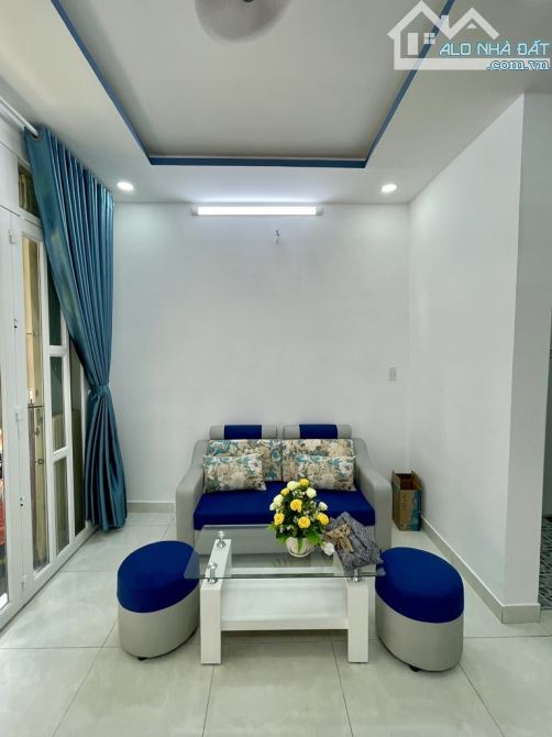 Bán nhà đường 3B Bình Hưng Hoà A Bình Tân. DT: 21m2 - 2 tầng-(4x5.5). Giá: chỉ 2.55tỷ TL - 5
