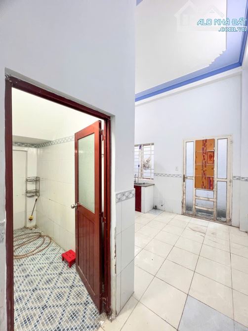 Bán Nhà Trệt Lầu 2 Mặt Tiền Hẻm 138 Trần Hưng Đạo - 5