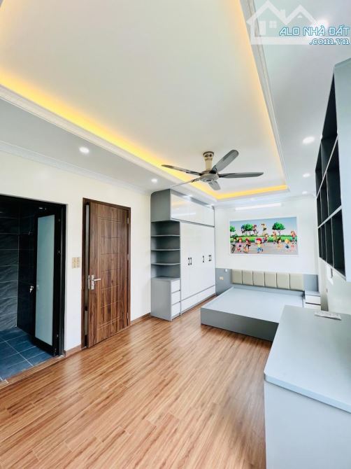 Gia đình cần bán gấp căn nhà mới đẹp tại phố Tam Trinh – thiết kế hiện đại,đủ công năng - 5