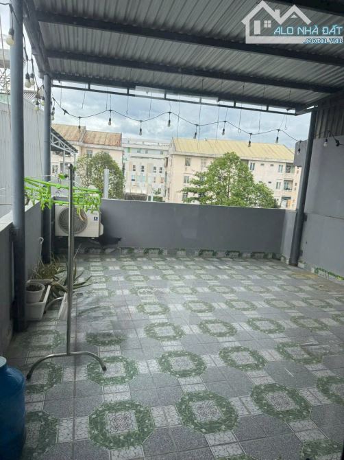 Bán nhà 3 tầng rưới mặt tiền Xuân Hòa 2, đường 5m5, gần Điện Biên Phủ, DT 58m2 - 5