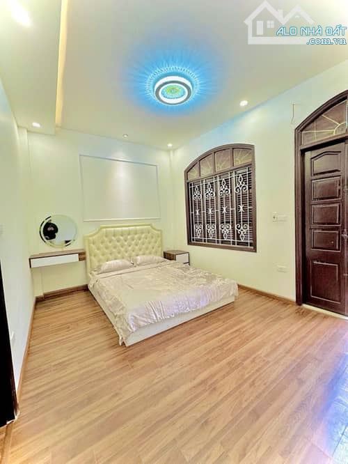 TRƯƠNG ĐỊNH NHÀ ĐẸP HAI THOÁNG, MẶT TIỀN RỘNG - 5