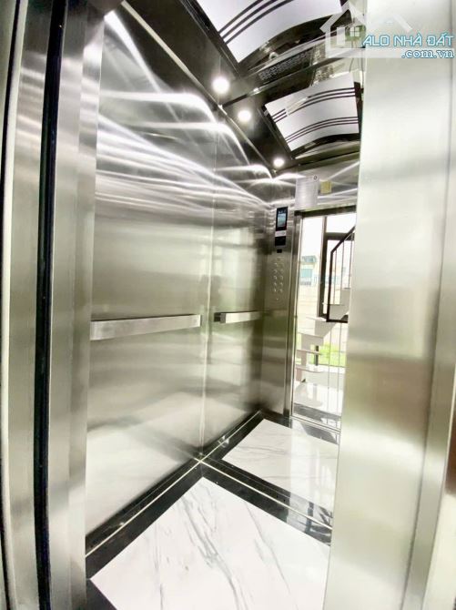 Siêu VIP mặt phố Phạm Văn Đồng Bắc Từ Liêm. Sổ 32m, 9 tầng MT6m4 Giá 20 tỷ - 5