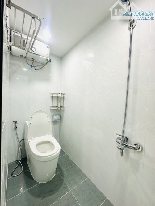 TRUNG TÂM HAI BÀ TRƯNG - HÀNG XÓM PHỐ CỔ - NHỈNH 2 TỶ NHỈNH - NHỎ XINH 3 NGỦ ĐỦ CÔNG NĂNG. - 6