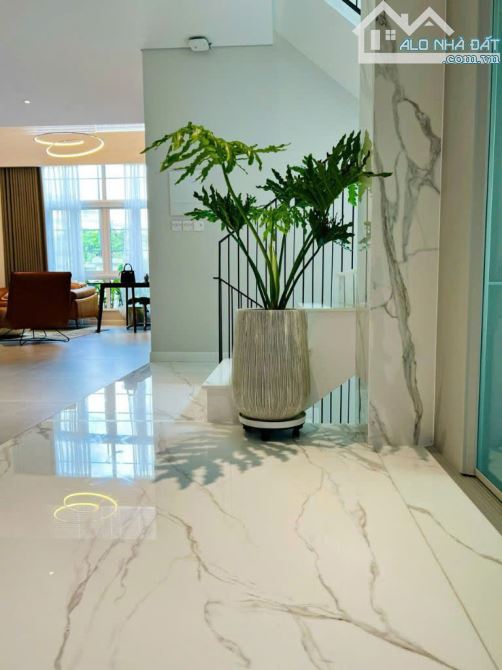 Biệt thự góc 2 mặt tiền– siêu phẩm trong lòng Thảo Điền,Q2 (17x23m) -3 tầng- 98tỷ về 90 tỷ - 6