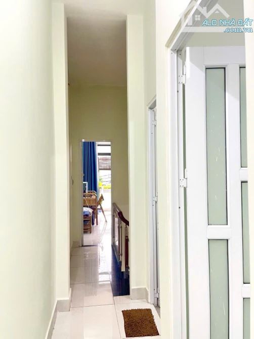 NGAY TRƯỜNG THPT ĐÀO SƠN TÂY THỦ ĐỨC - NHÀ 2 TẦNG 4PN 70M2 - SỔ RIÊNG HOÀN CÔNG CHỈ 4.9 TỶ - 6