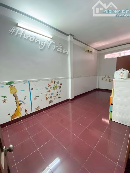 BÁN NHÀ 2 TẦNG MẶT TIỀN ĐƯỜNG TRẦN NGỌC QUẾ - cách 30/4 chỉ 4 căn - 7